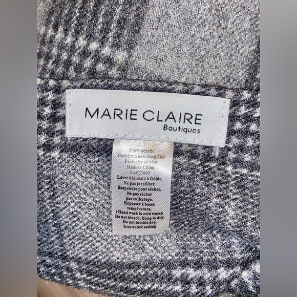 Women’s Marie Claire oversized Maxi Scarf 2 in 1 extra soft gray black and red - Picture 4 of 8